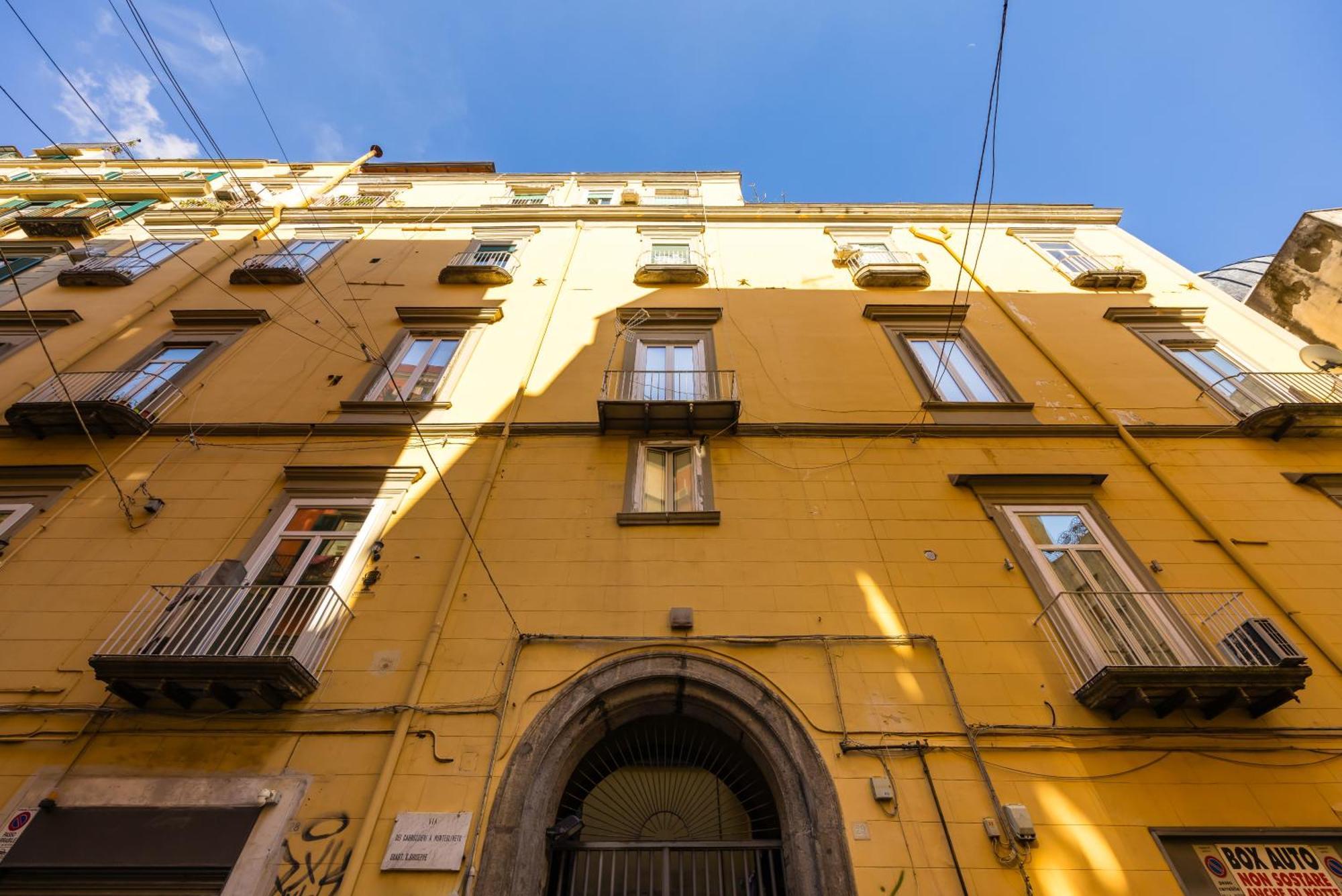 Carrozzieri Nest At Historical Center Διαμέρισμα Νάπολη Εξωτερικό φωτογραφία